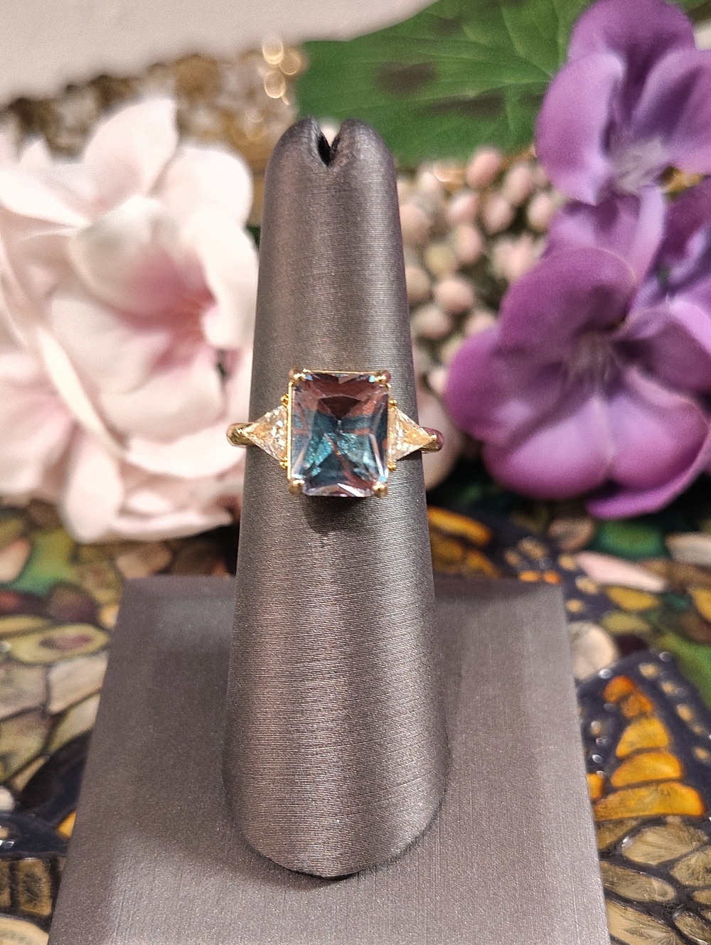 3/$20 Marble Design Abstract Fashion Ring In Gold Alloy Setting